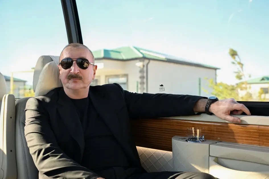 Prezident Ağalının 2-ci mərhələsinin və Məmmədbəyli kəndinin açılışlarında iştirak edib - Foto 4