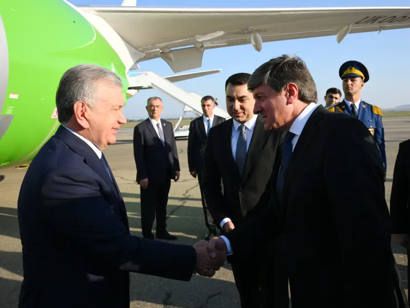 Şavkat Mirziyoyev Azərbaycanda səfərdədir - FOTO - Foto 2
