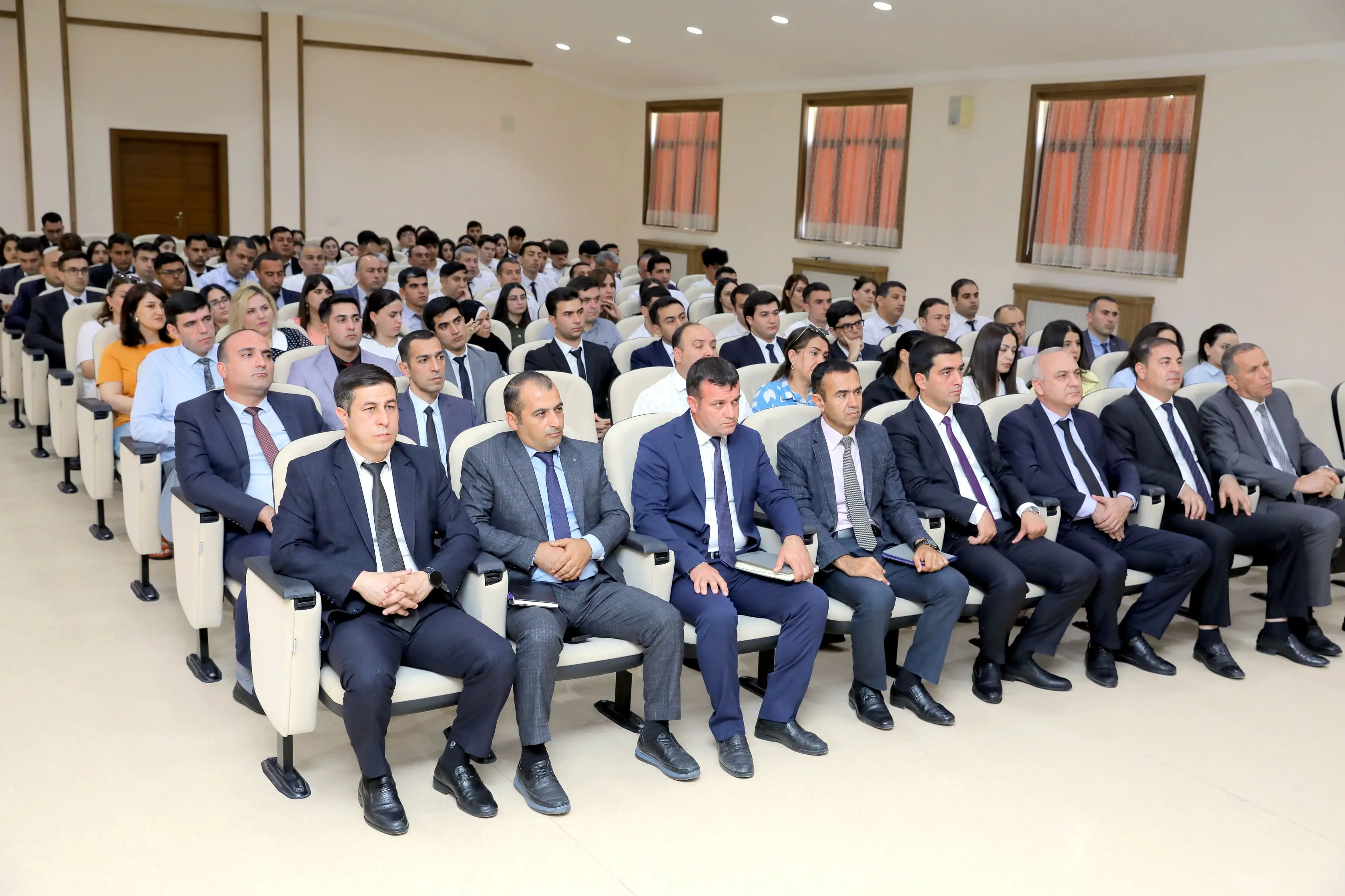 Naxçıvanda “Milli iqtisadiyyat və dövlət idarəçiliyi” mövzusunda təlim keçirilib - FOTO - Foto 5