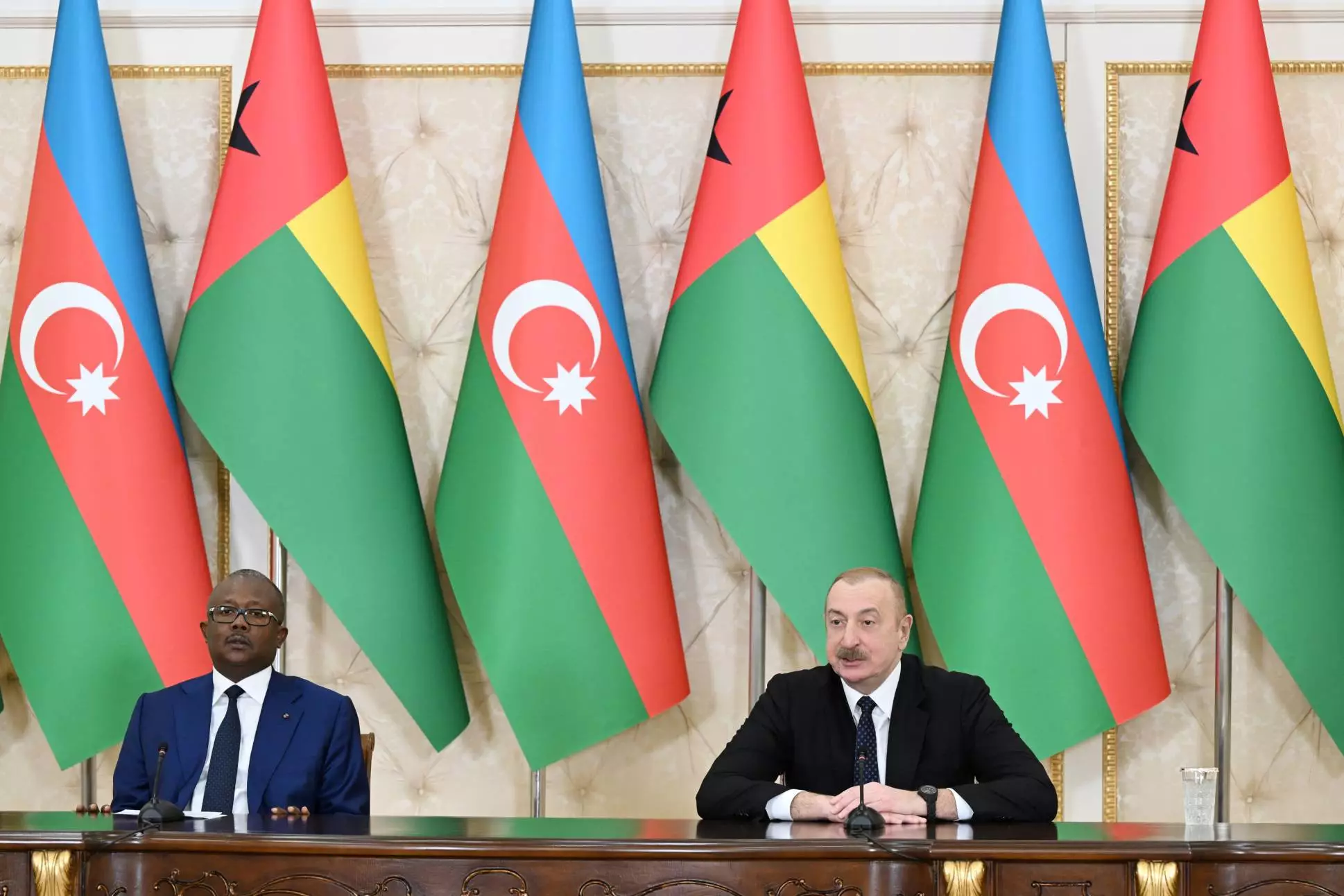 Azərbaycan və Qvineya-Bisau prezidentləri mətbuata bəyanatlarla çıxış ediblər - FOTO - Foto 2