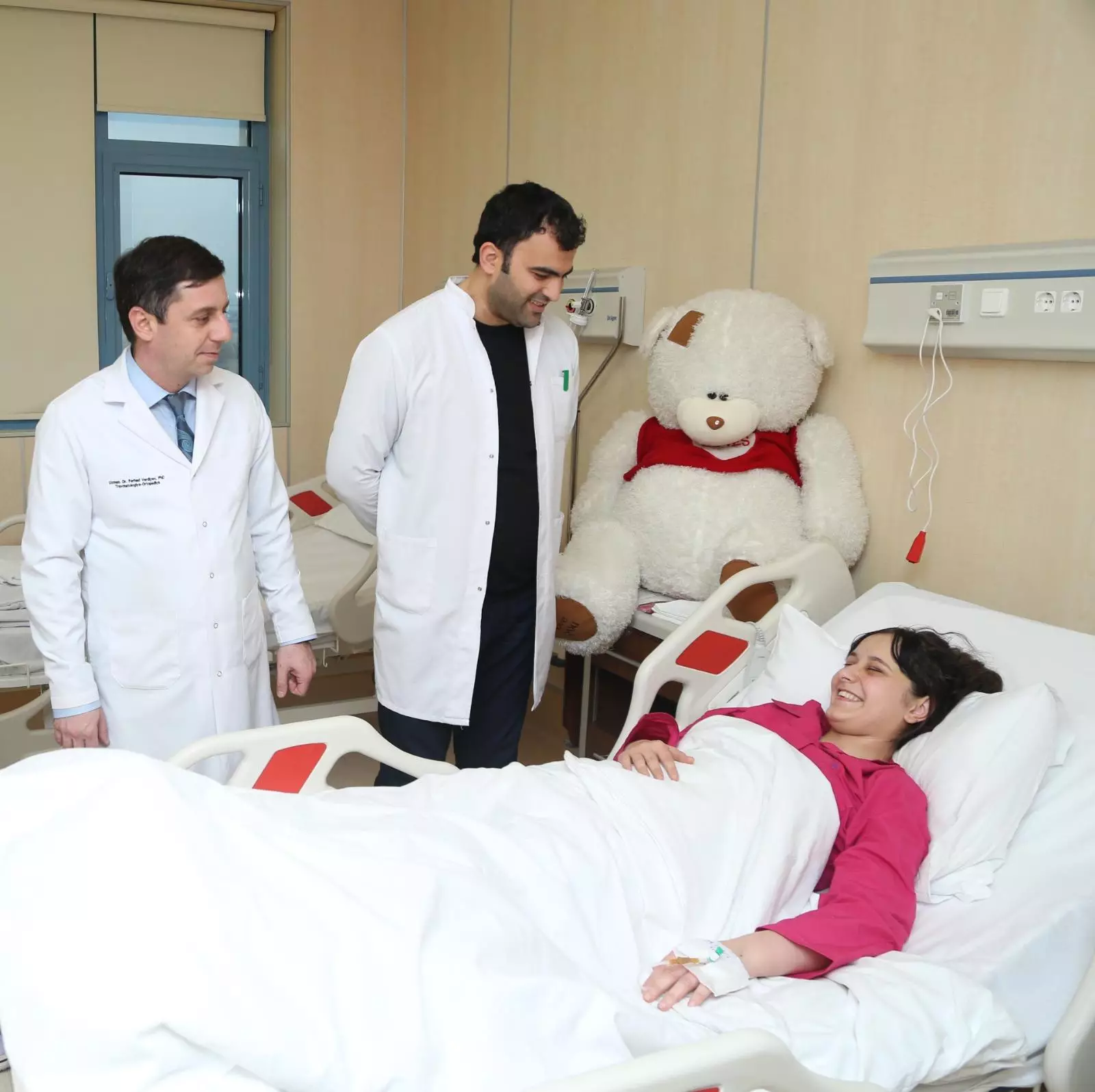 Təyyarə qəzasında xəsarət alan bir nəfər evə buraxılıb - FOTO - Foto 5