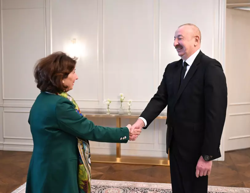 Prezident İlham Əliyev XII Qlobal Bakı Forumunun açılış mərasimində çıxış edib - YENİLƏNİB-3 - Foto 2