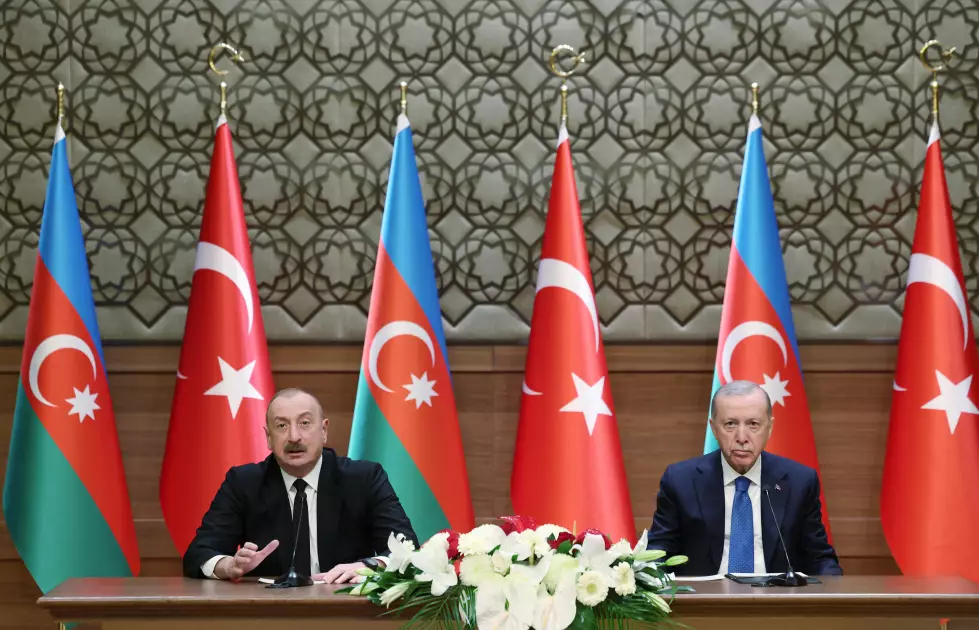 Azərbaycan və Türkiyə prezidentləri İğdır-Naxçıvan qaz kəmərinin videobağlantı formatında açılış mərasimində iştirak ediblər - YENİLƏNİB-3 - Foto 8