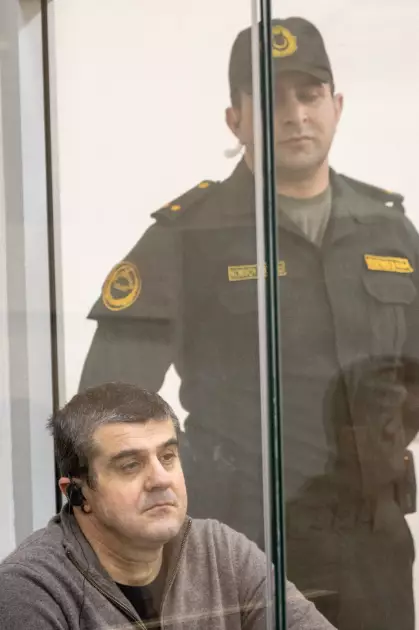 Müharibə və ağır cinayətlərdə təqsirləndirilən erməniəsilli şəxslərin məhkəməsi davam etdirilib - FOTO - Foto 17