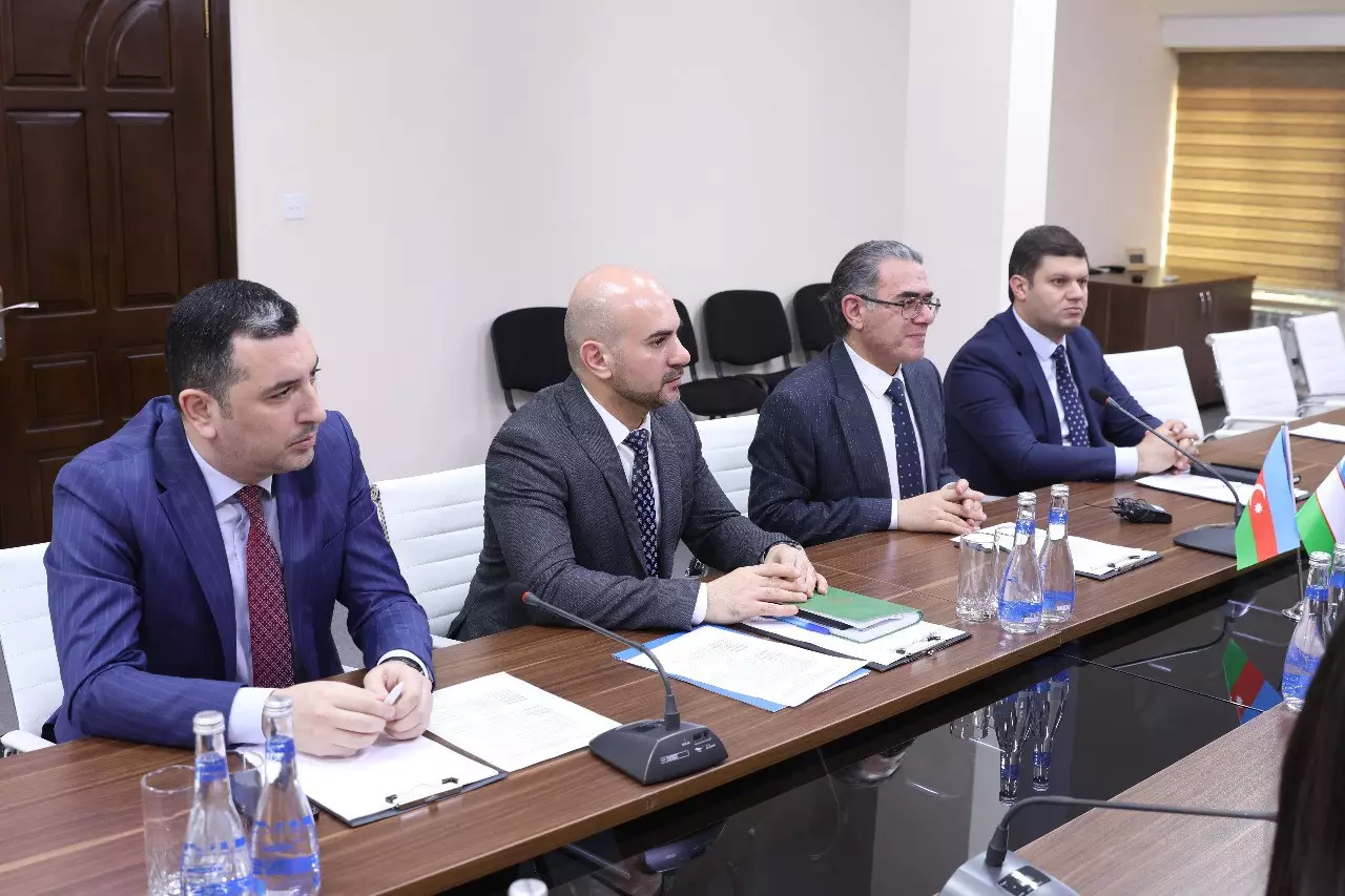 MEDİA-da Özbəkistan nümayəndələri ilə görüş keçirilib - FOTO - Foto 2