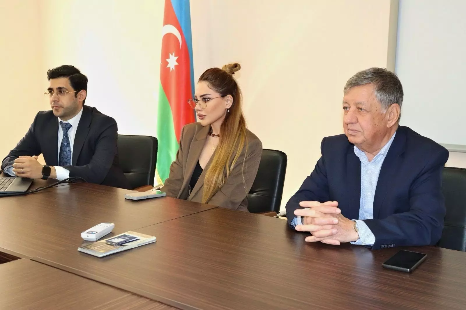 Vəkilliyə namizədlər üçün Vəkil bürolarının təqdimatı olub - FOTO - Foto 6
