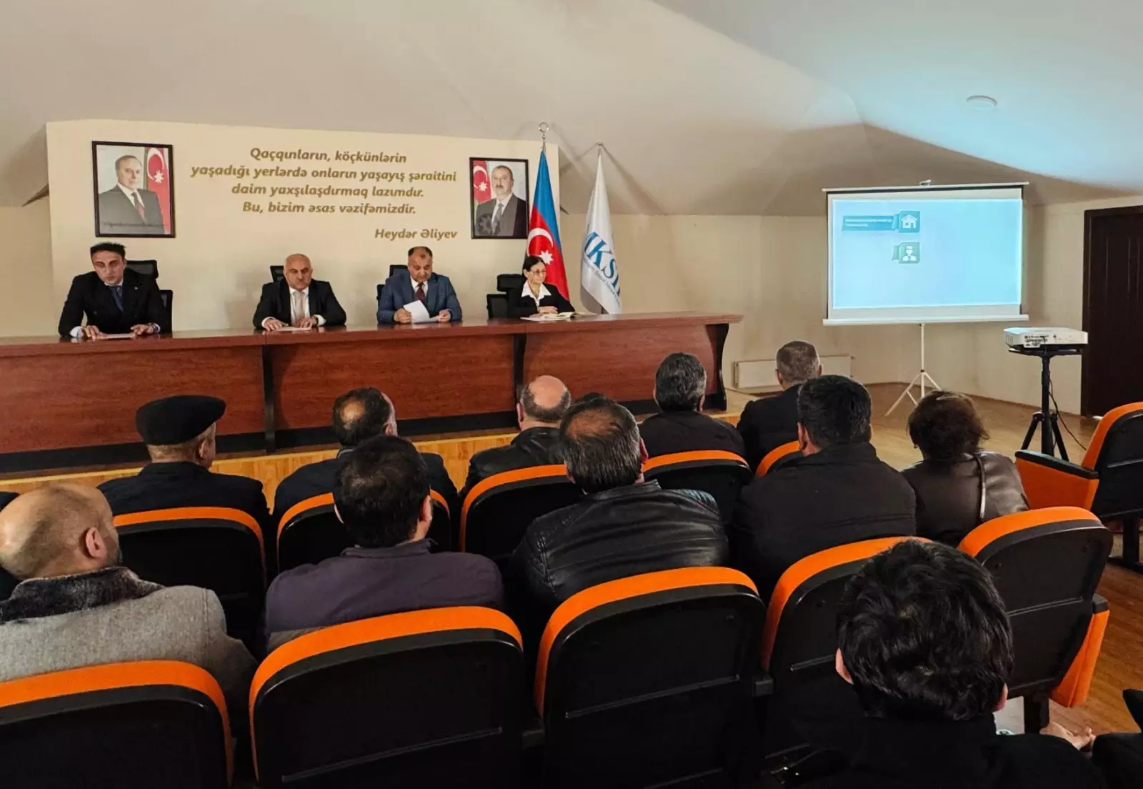 Keçmiş məcburi köçkünlər sosial müdafiə tədbirləri və mina təhlükəsi ilə bağlı maarifləndirilib - FOTO - Foto 2