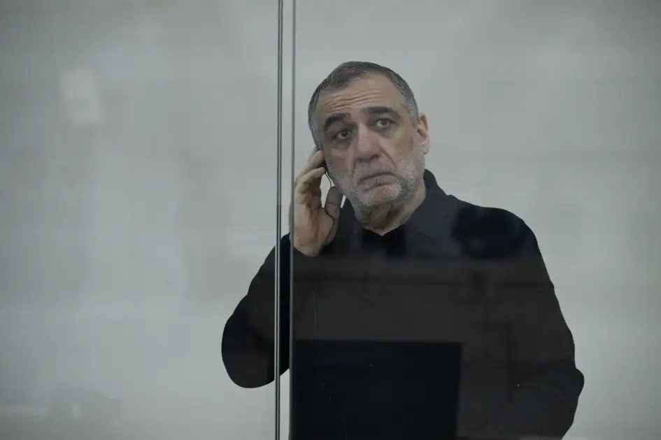Ruben Vardanyanın məhkəməsində zərərçəkmiş şəxslərin ifadələri dinlənilib - FOTO - Foto 3