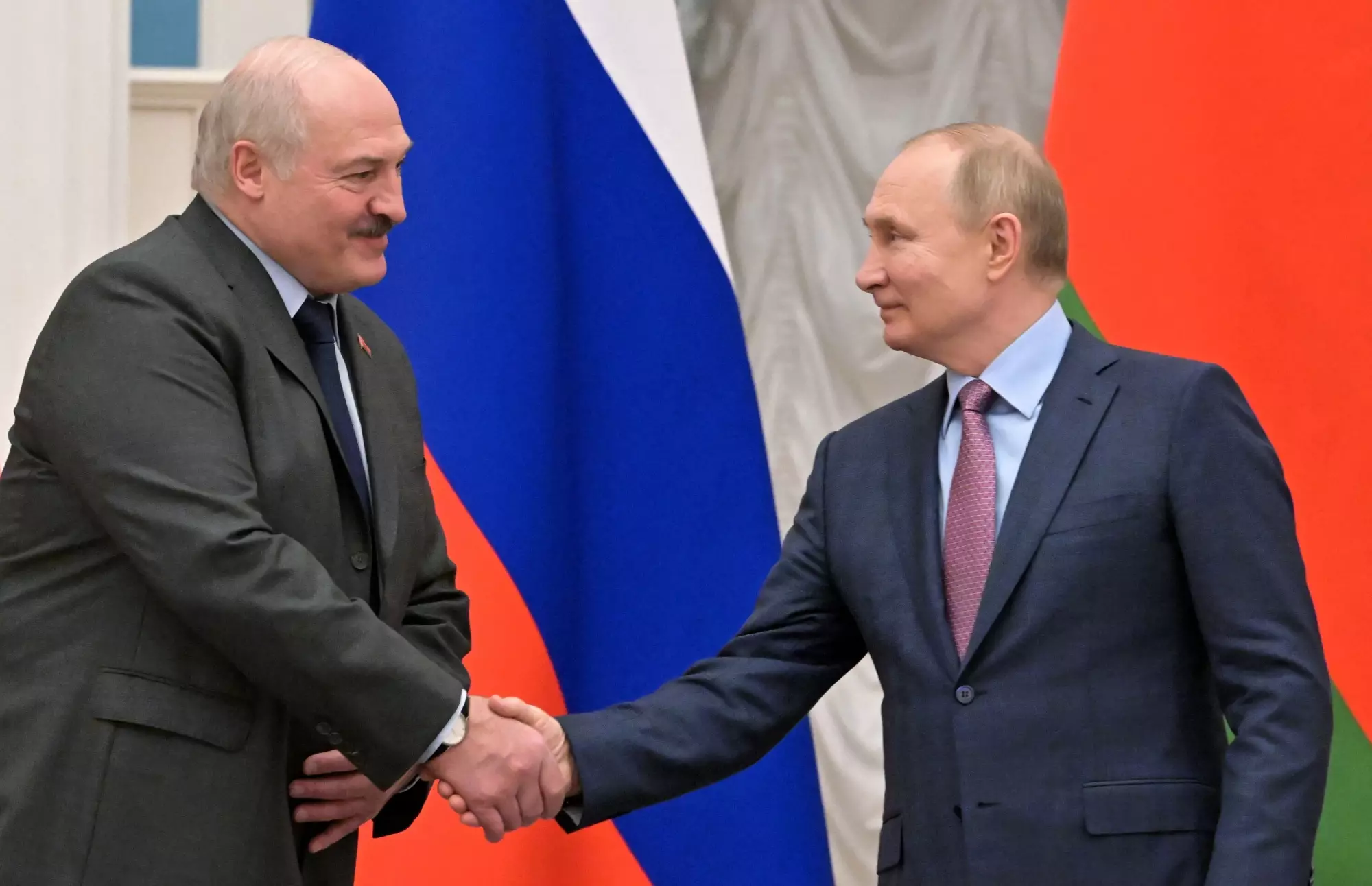 Lukaşenko və Putin arasında Astanada görüş olub