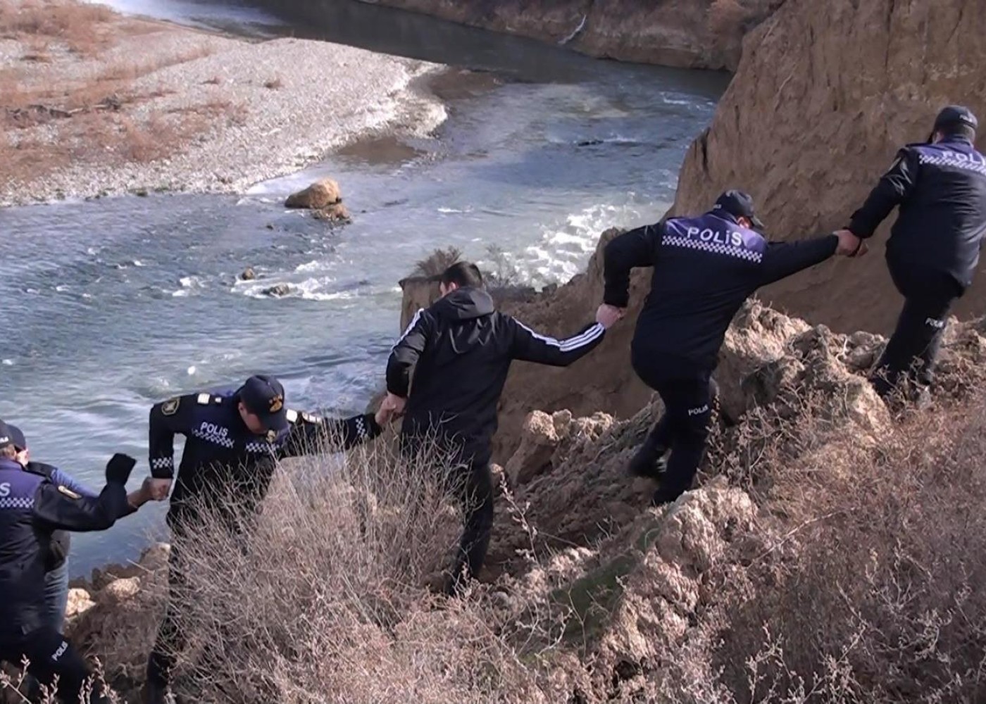 Xaçmazda itkin düşən 70 yaşlı kişinin meyiti tapıldı