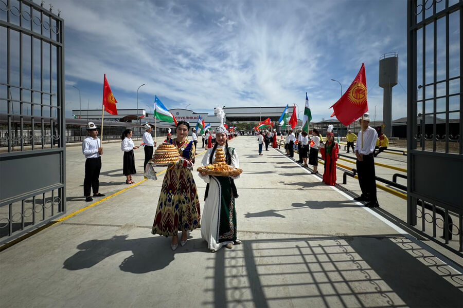 Özbəkistan bəzi əcnəbiləri arzuolunmaz elan etməyə başlayacaq