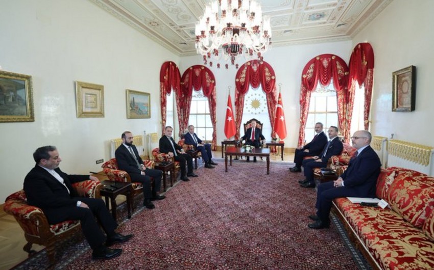 Ərdoğan: Azərbaycan və Ermənistan arasında davamlı sülh üçün bütün səyləri dəstəkləyirik