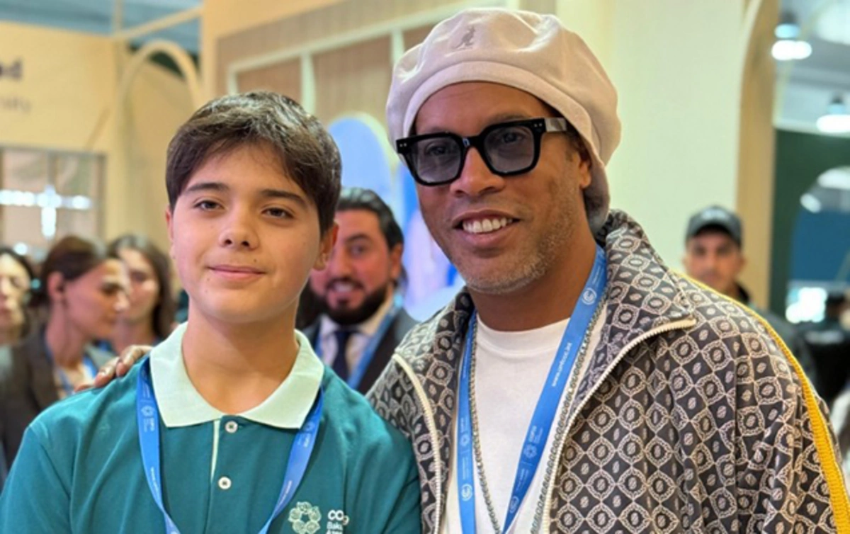 Prezidentin nəvəsi Ronaldinyo ilə birlikdə şəklini paylaşdı - FOTO