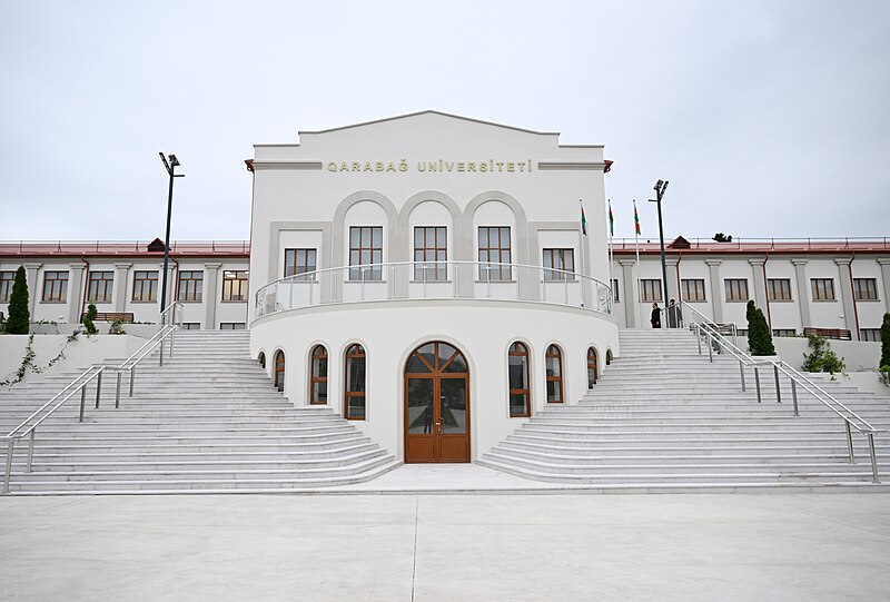 Qarabağ Universitetindən yarım milyon manatlıq alqı-satqı: yeni avtomobillər sifariş etdi