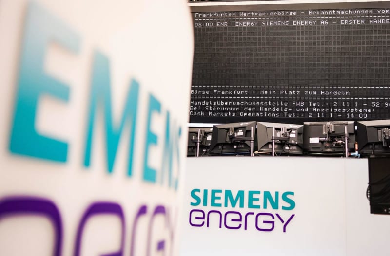 "Siemens Energy" xalis zərərini 3,4 dəfə azaldıb