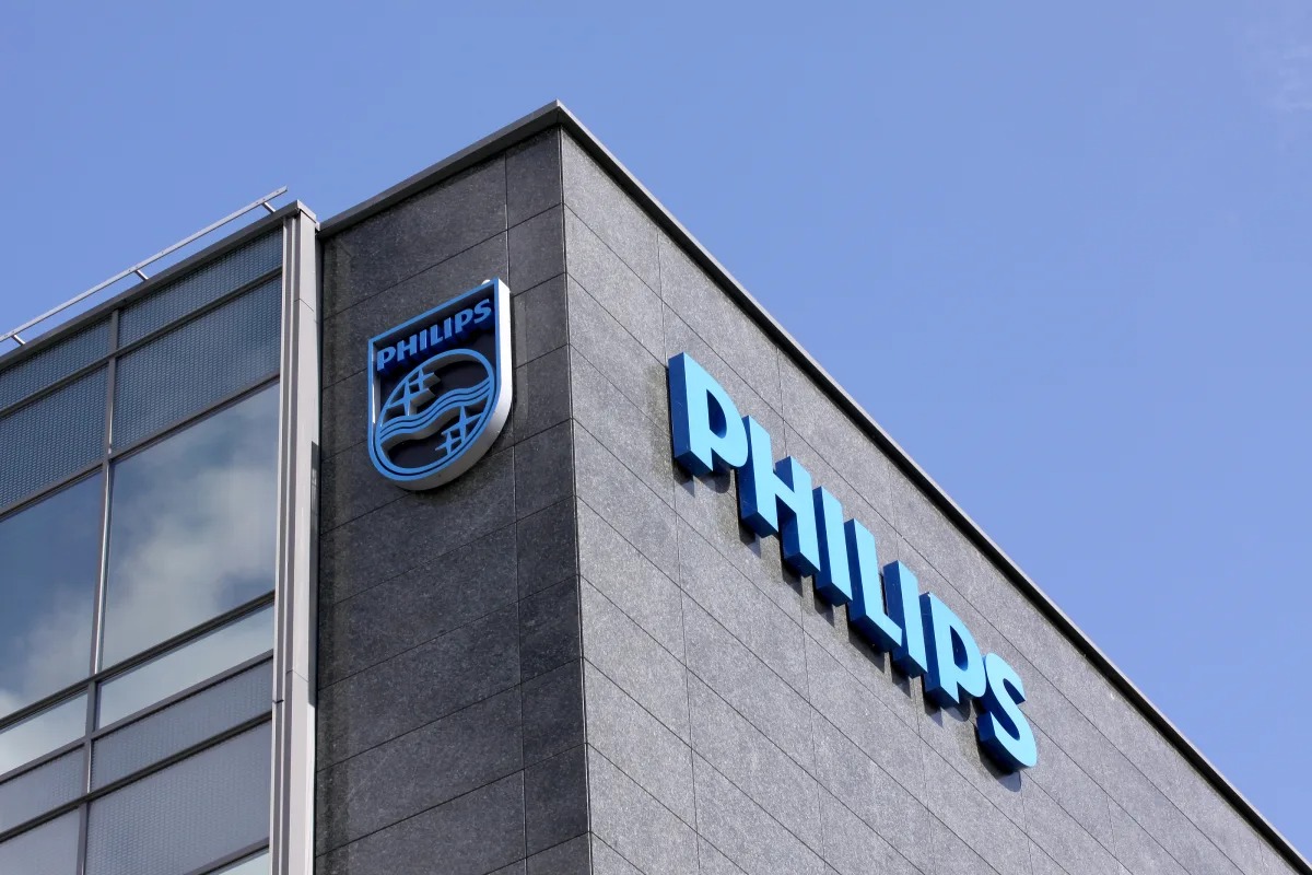 "Philips" mənfəətini 2 dəfə artırdı