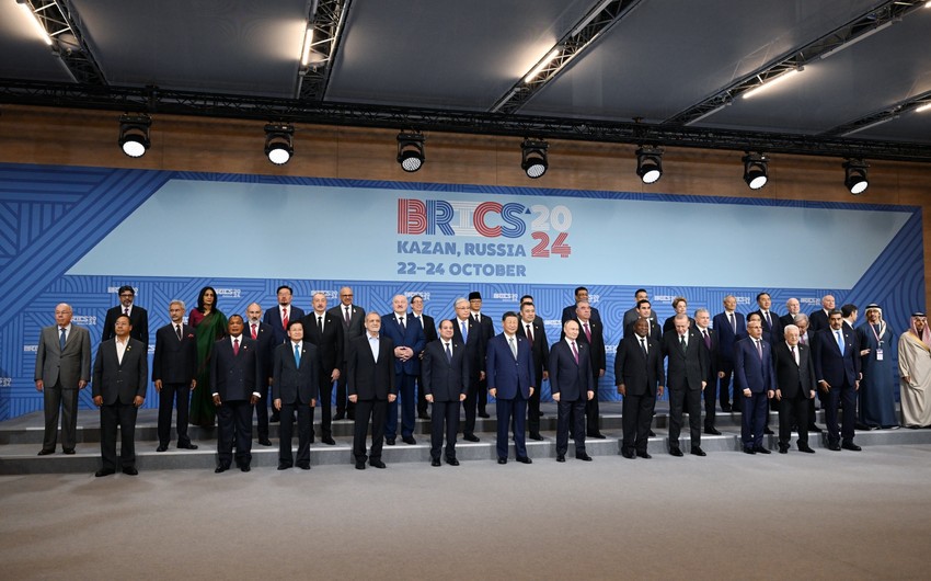 Azərbaycan Prezidenti Kazanda Outreach/BRICS formatının ilk plenar iclasında çıxış edib - YENİLƏNİB - 3
