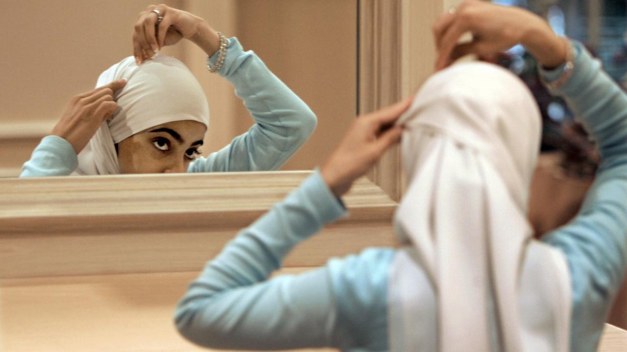 Rusiyada bəzi məktəblərdə hicab qadağan edildi