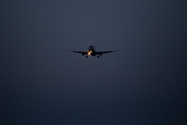 Rusiyalı pilotlar Moskva səmasında UNO aşkar ediblər