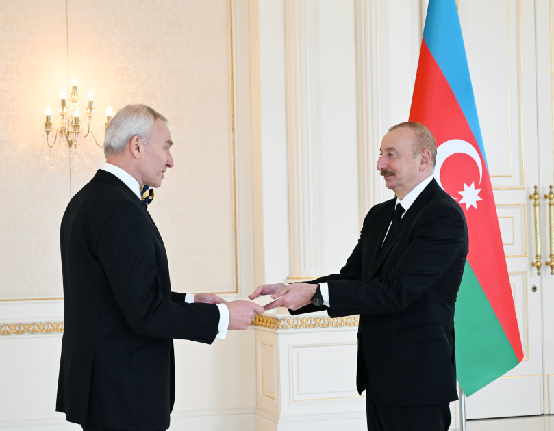 Prezident Estoniyanın yeni səfirinin etimadnaməsini qəbul edib - YENİLƏNİB