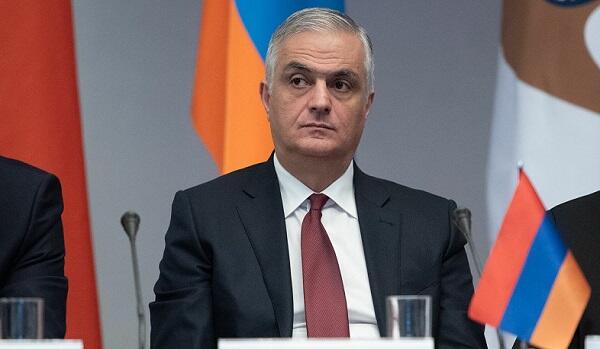 Qriqoryan Moskvaya gedir