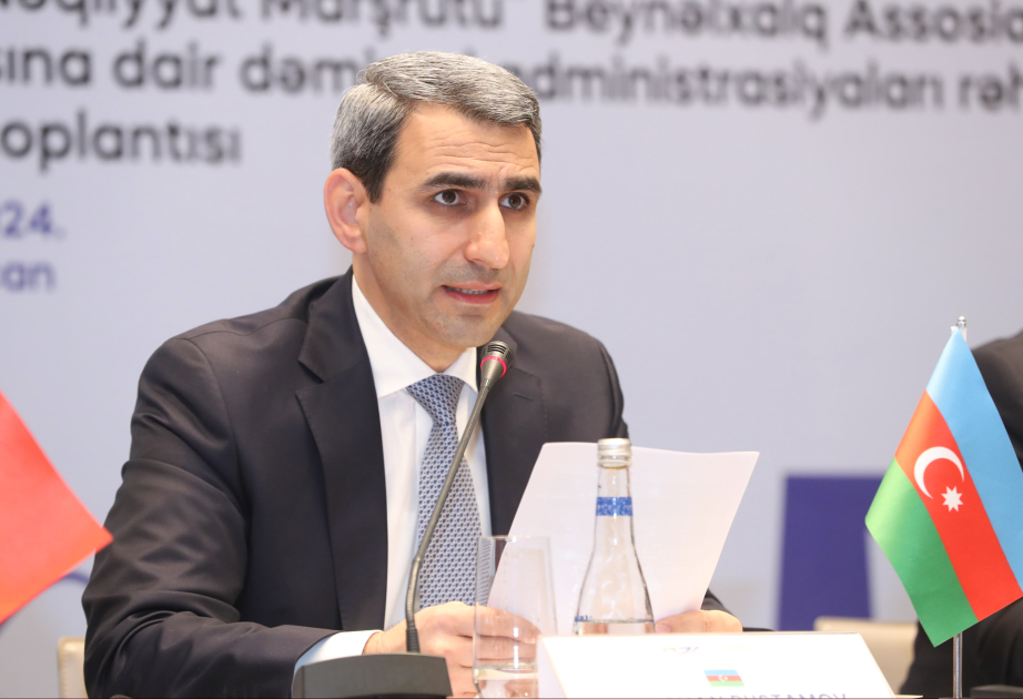 Sədr: "Çindən Avropaya və əks istiqamətə yük axınlarında artım proqnozlaşdırılır"