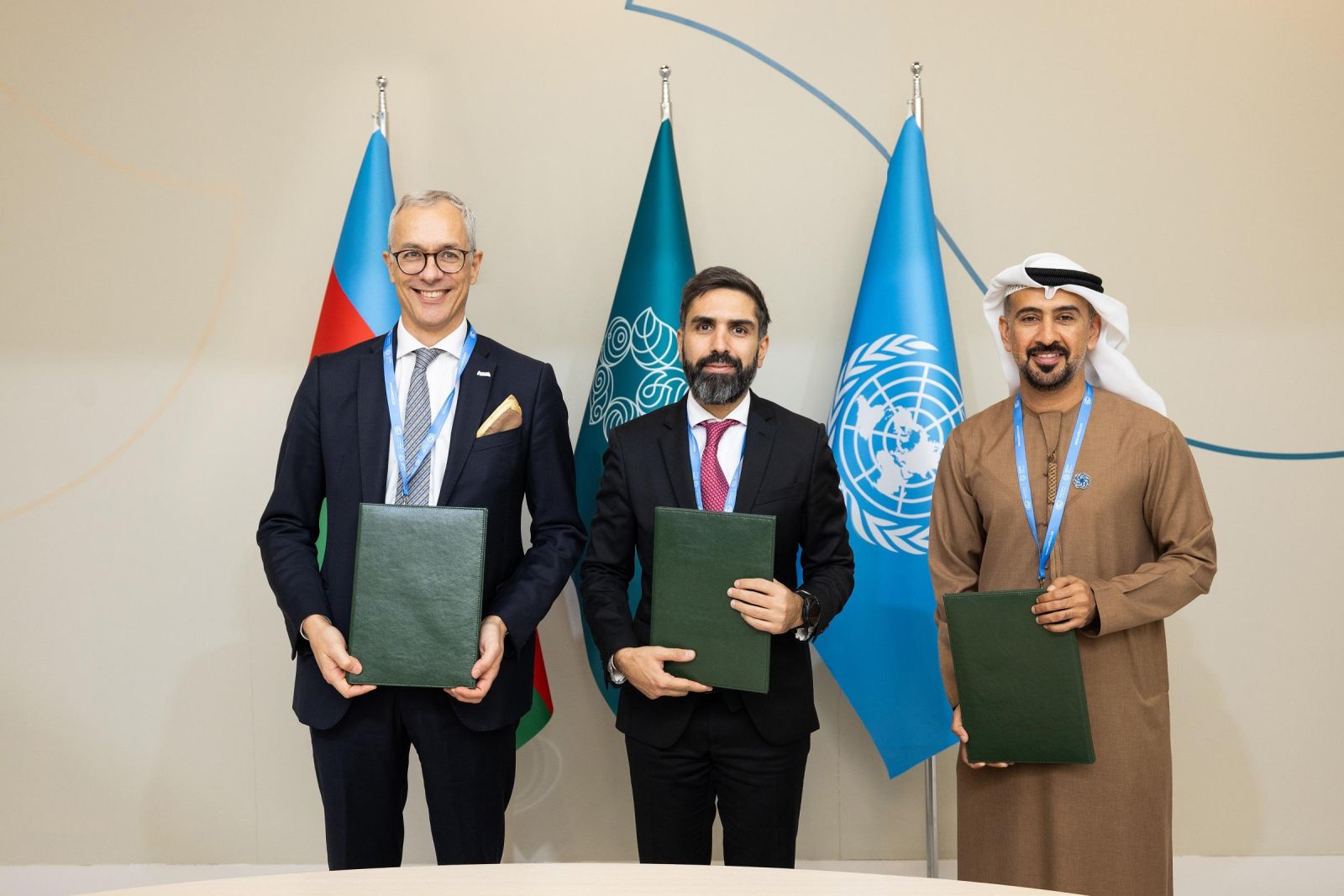 SOCAR, “Masdar” və “ACWA Power” şirkətləri arasında Anlaşma Memorandumu imzalanıb