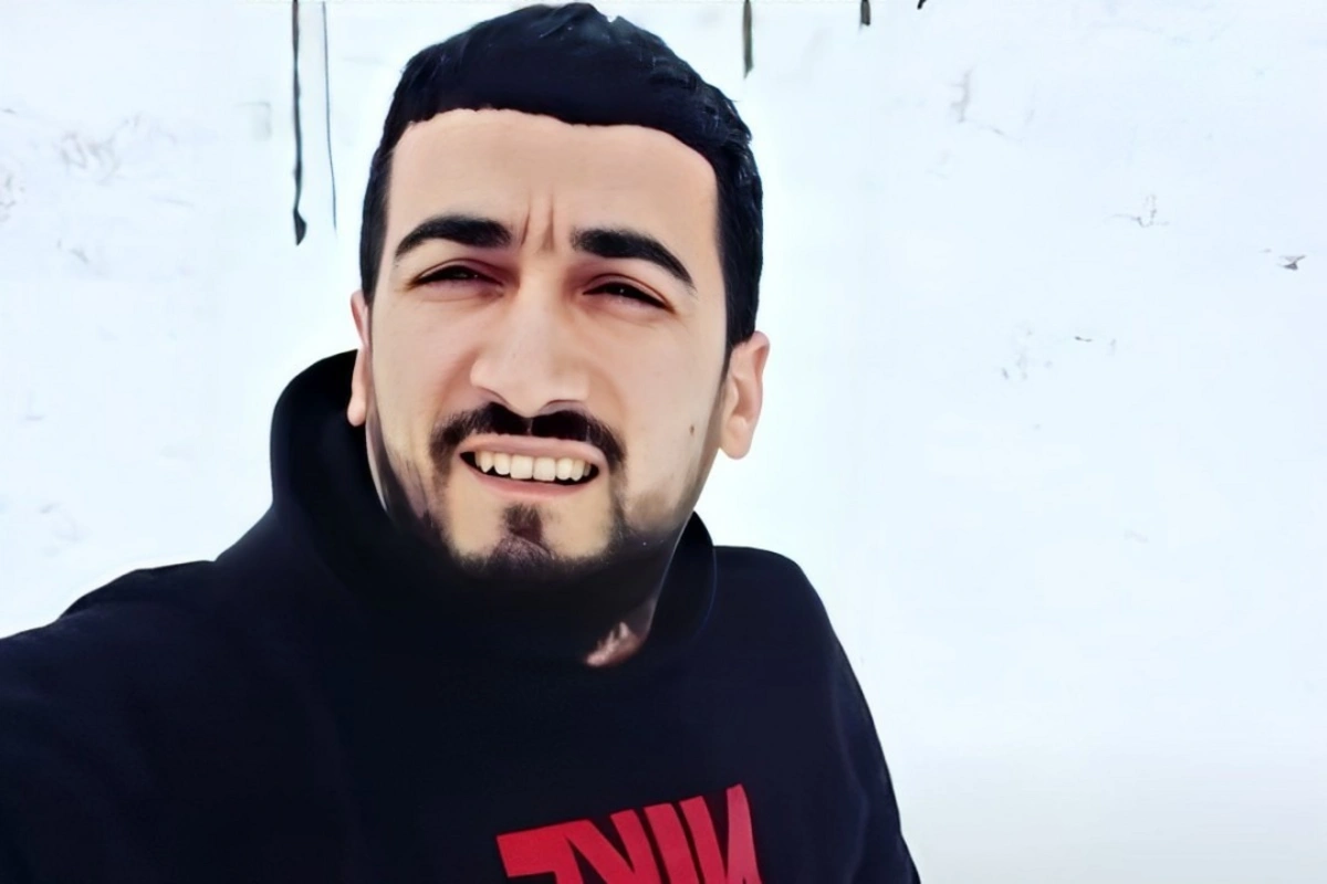 Meyxanaçının da içində olduğu maşın partladı: İki nəfər yanaraq öldü - VİDEO