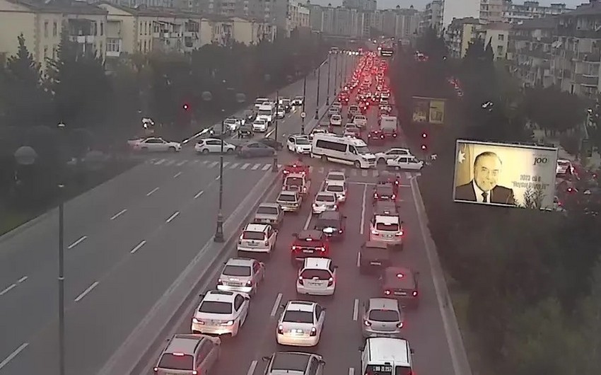 Bakıda hazırda sıxlıq müşahidə olunan yollar açıqlanıb