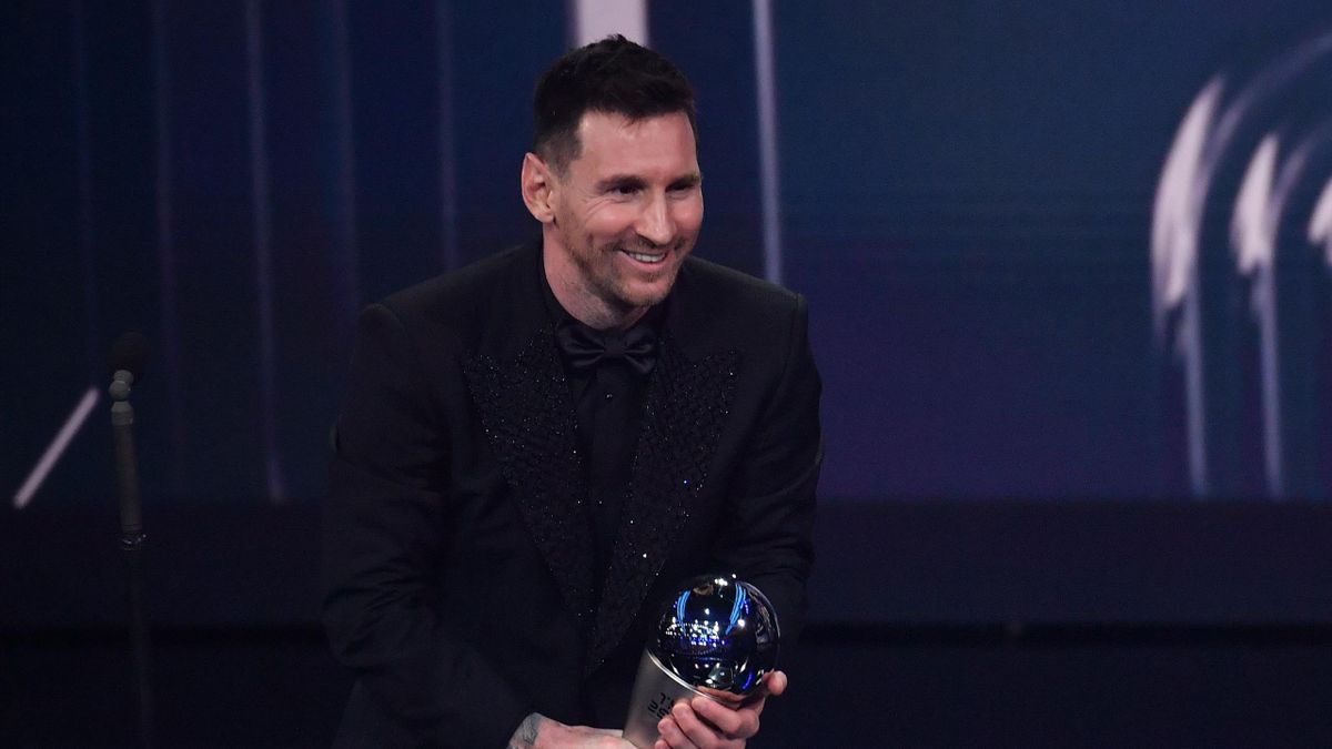 "The Best" mükafatını Lionel Messi qazandı