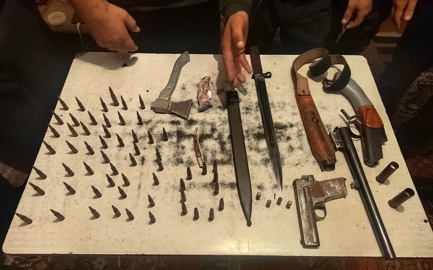 Sabirabad sakininin evindən silah-sursat aşkarlanıb  - FOTO
