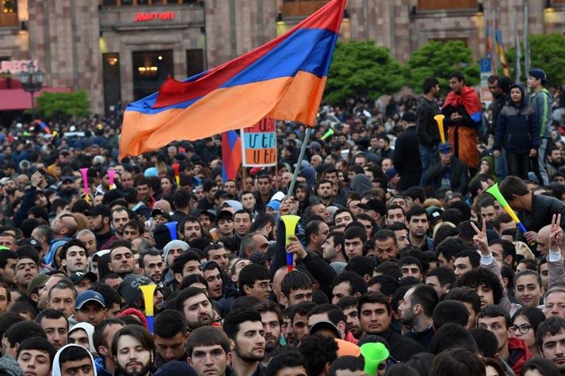 Ermənistanda iyunun 12-də yeni etirazlara çağırış edilib