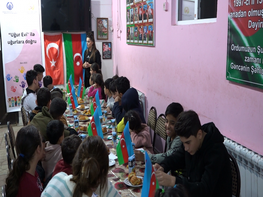 AZƏRTAC-ın təşkilatçılığı ilə “Uşaq hüquqlarının qorunması və təbliği” mövzusunda silsilə təlimlər keçirilib - VİDEO