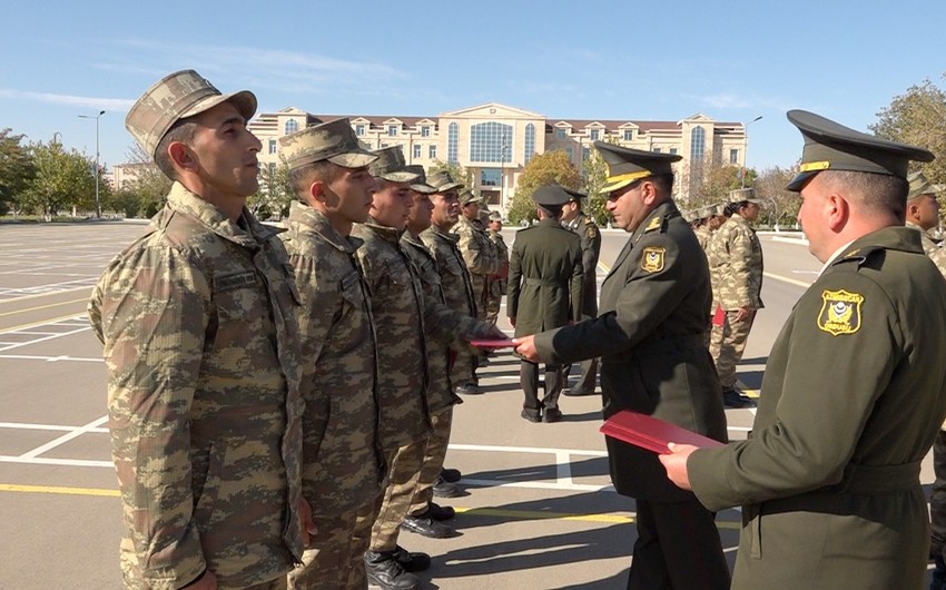Əlahiddə Ümumqoşun Orduda növbəti buraxılış mərasimi keçirilib