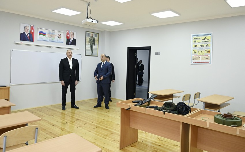 Prezident Bum qəsəbəsində tam orta məktəbin yeni binasının açılışında iştirak edib - YENİLƏNİB
