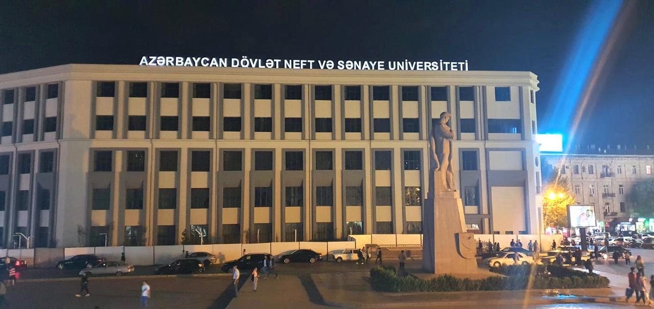 Xarici şirkət Azərbaycanda bu universitetə qrant ayırdı