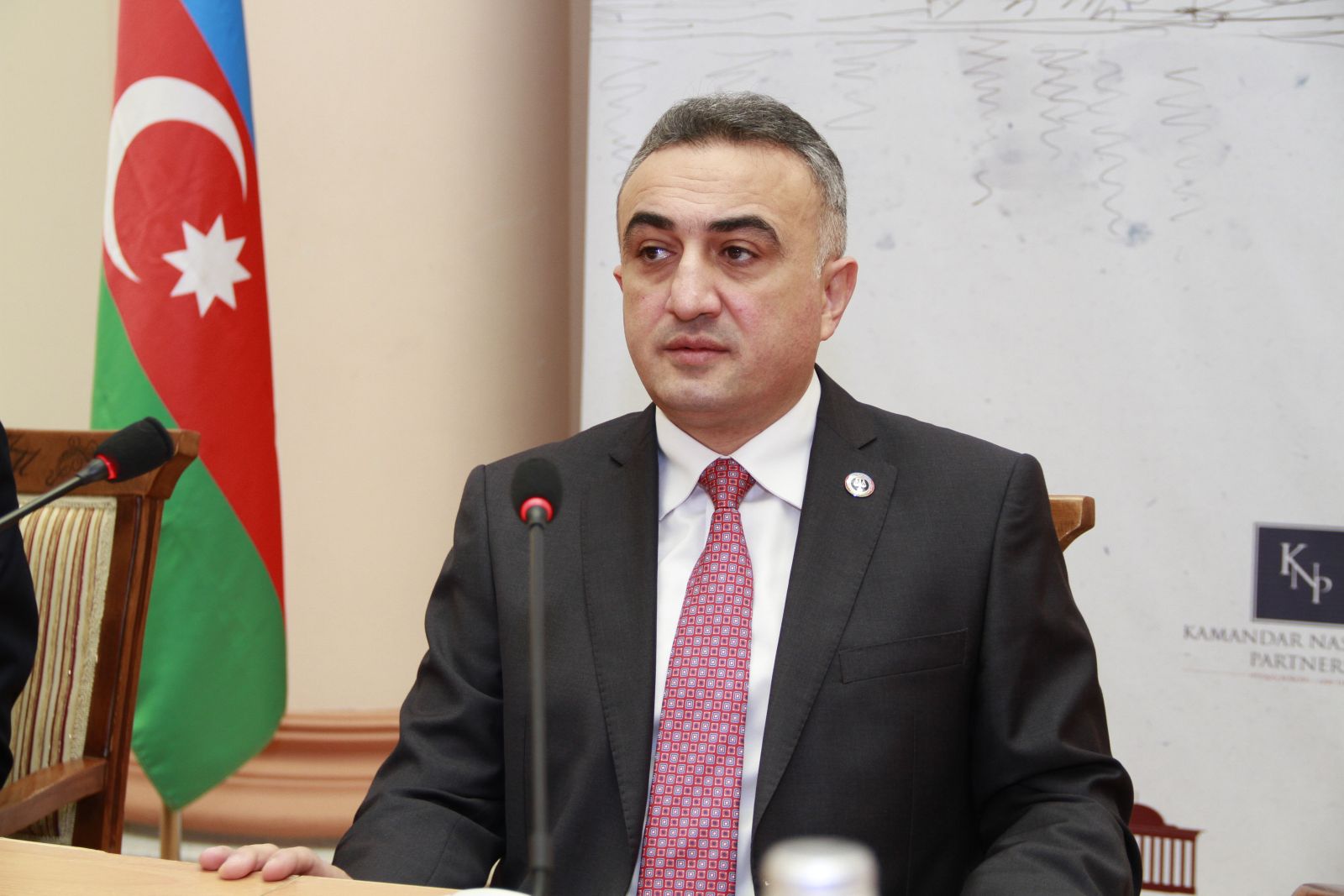 Bu il dövlət hesabına hüquqi yardıma görə vəkillərə 5 milyon manat vəsait ödənilib