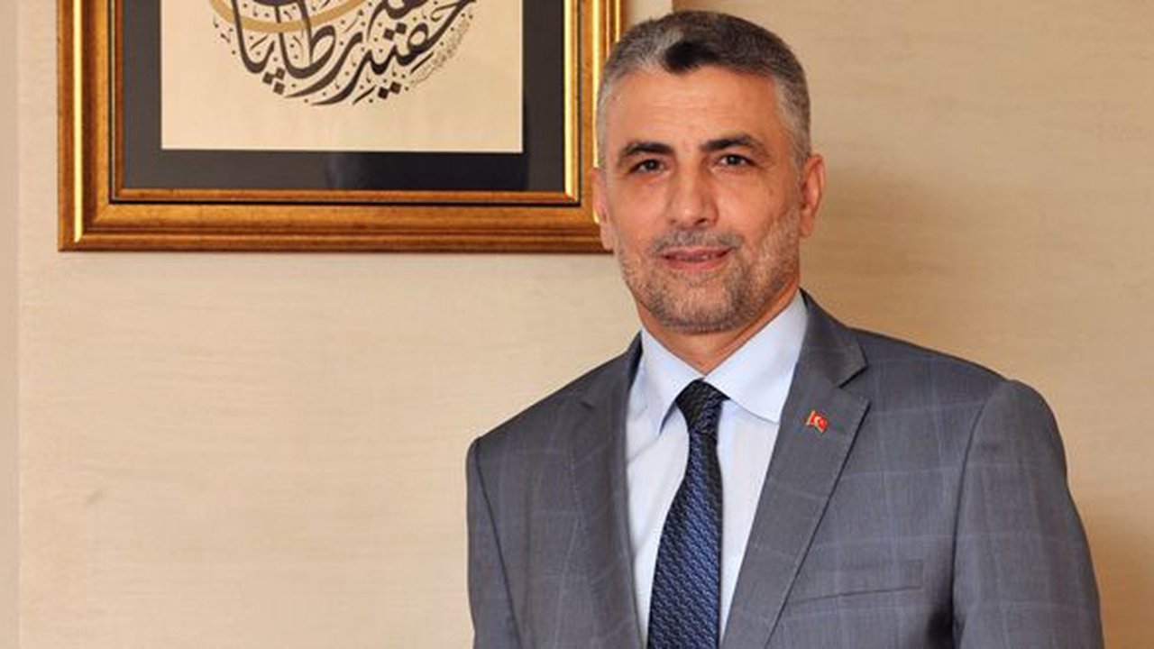 Türkiyəli nazir Azərbaycan xalqını təbrik edib