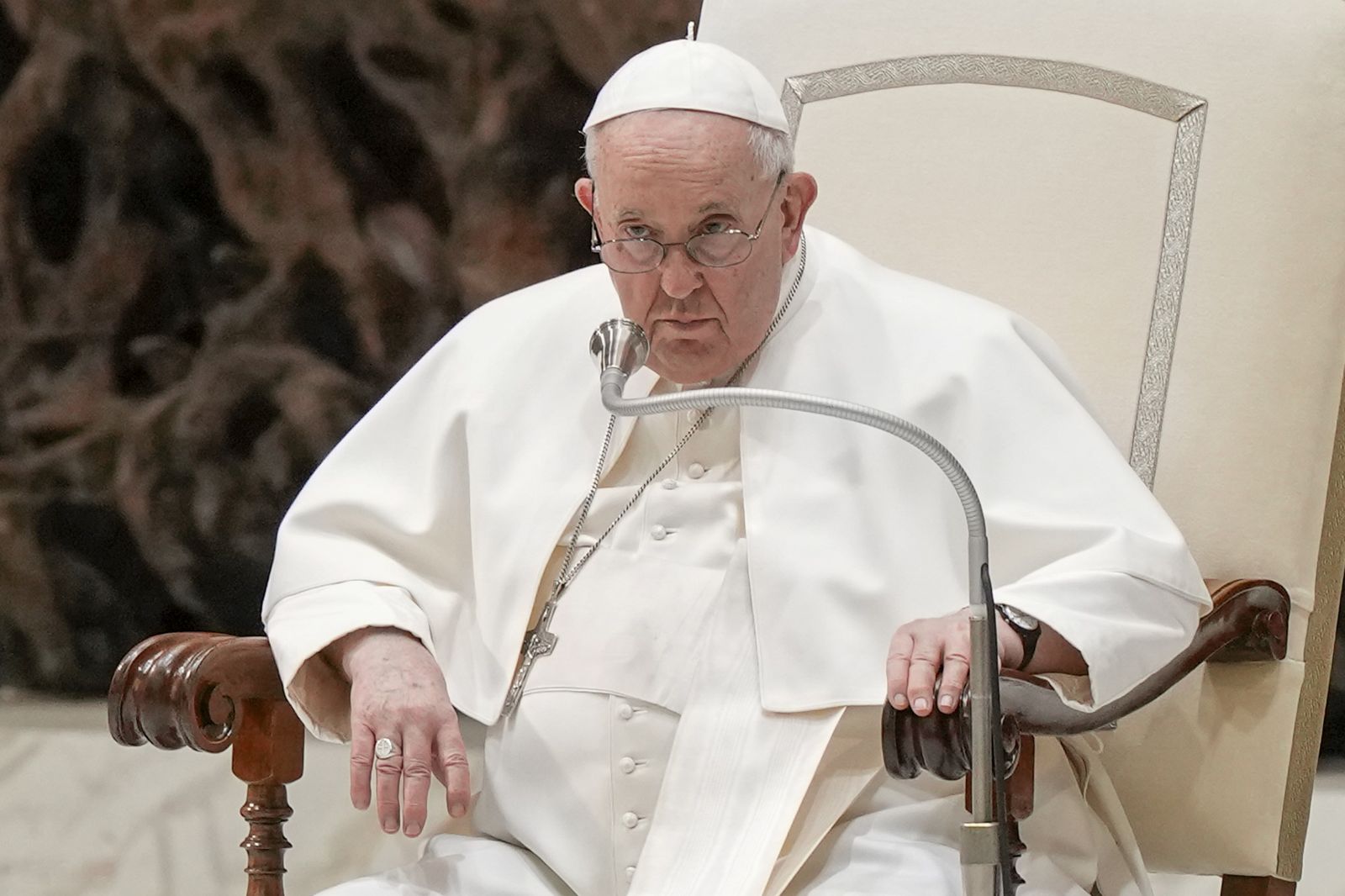 Papa Baydenlə Rusiya ilə danışıqları müzakirə etməyi planlaşdırır