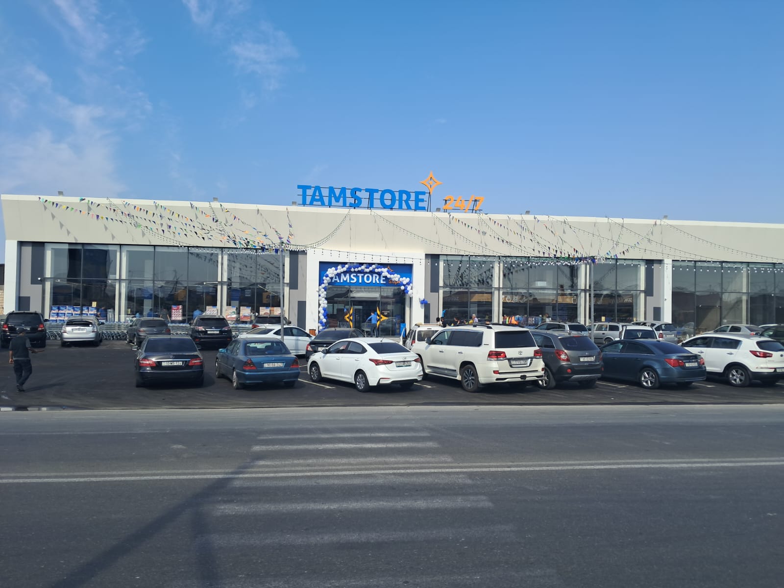 “TamStore” daha bir ünvanda: 31-ci mağaza endirimlərlə açıldı - FOTO