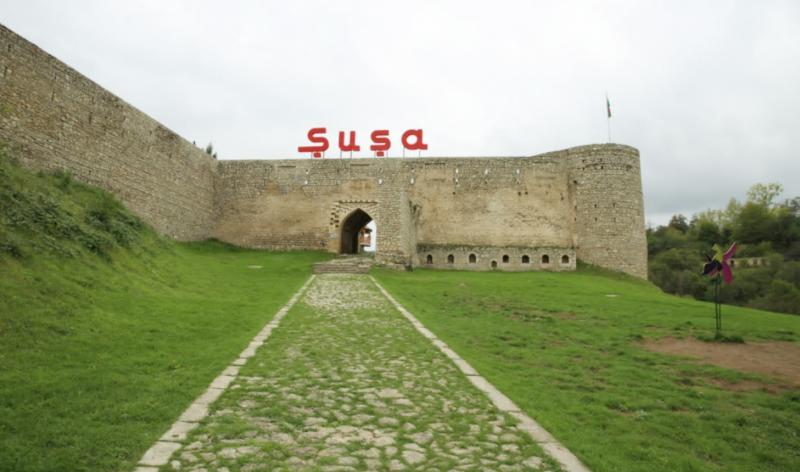 II Qlobal Media Forumunda iştirak edən xarici qonaqlar üçün Şuşada gəzinti təşkil edilib