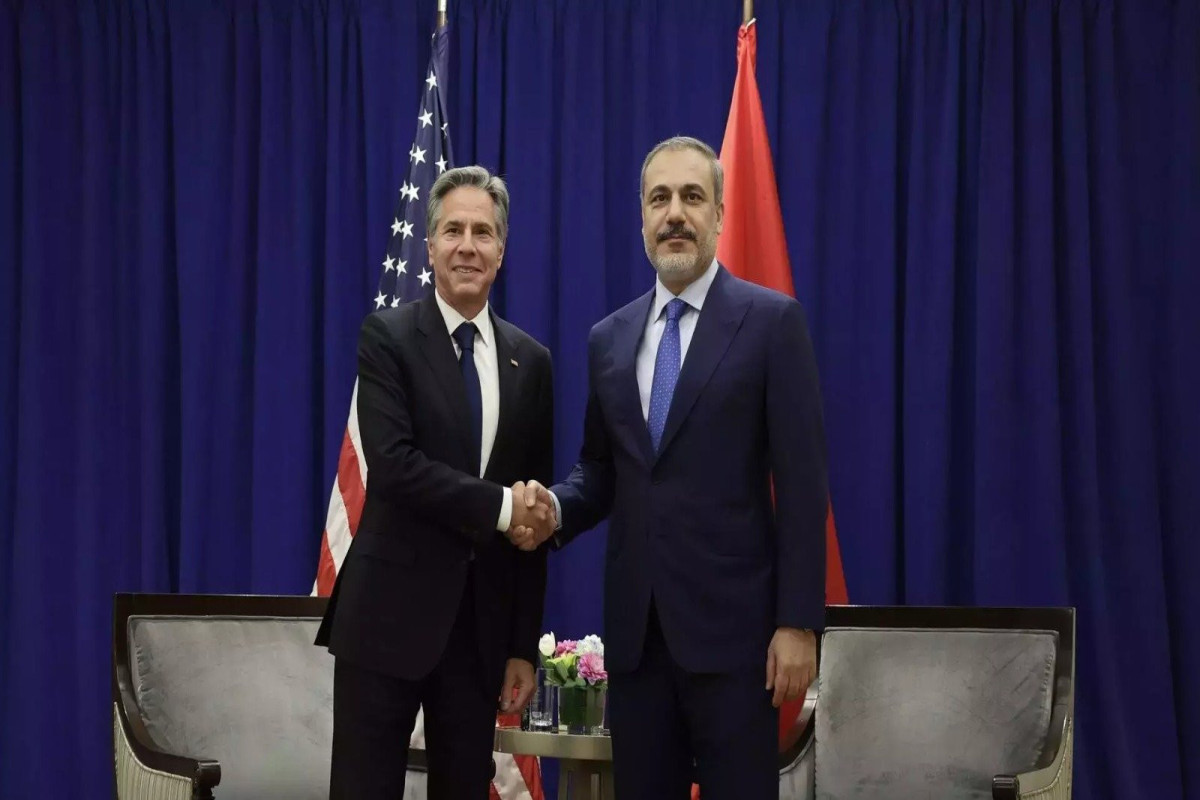 Bu gün Hakan Fidan Antoni Blinkenlə görüşəcək