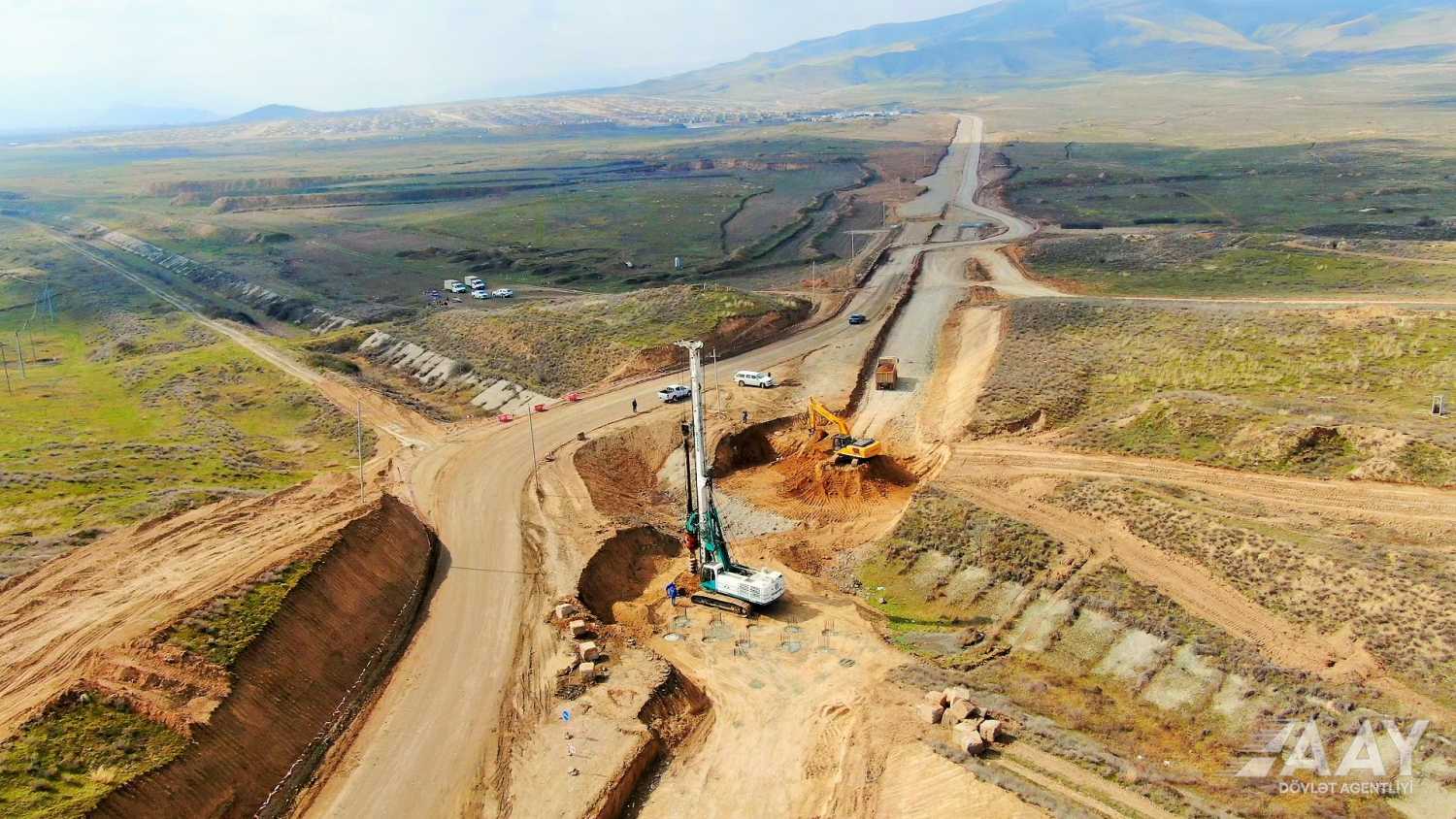 Əsgəran avtomobil yolunun inşasına start verilib
