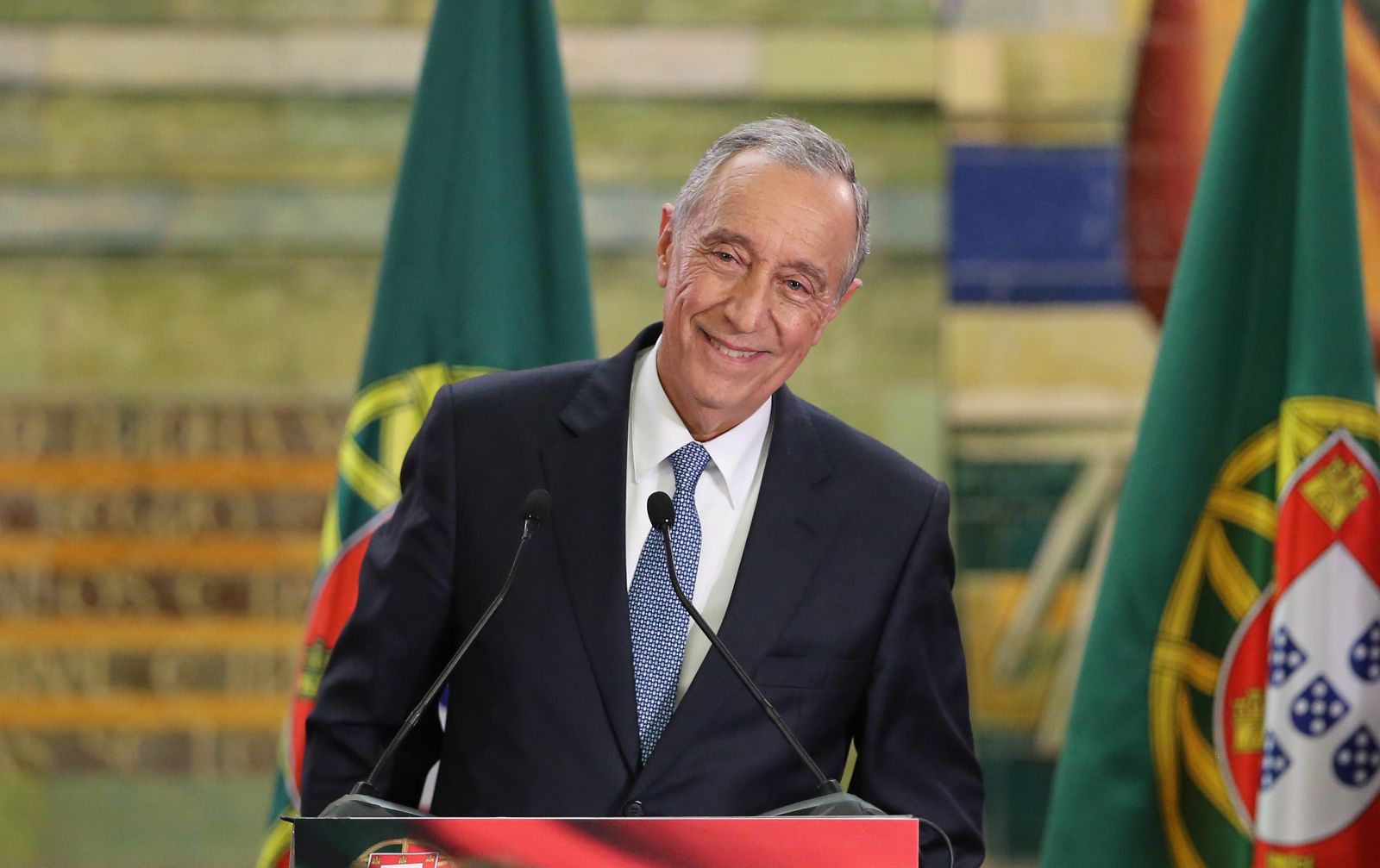 Portuqaliya prezidenti parlamenti buraxıb