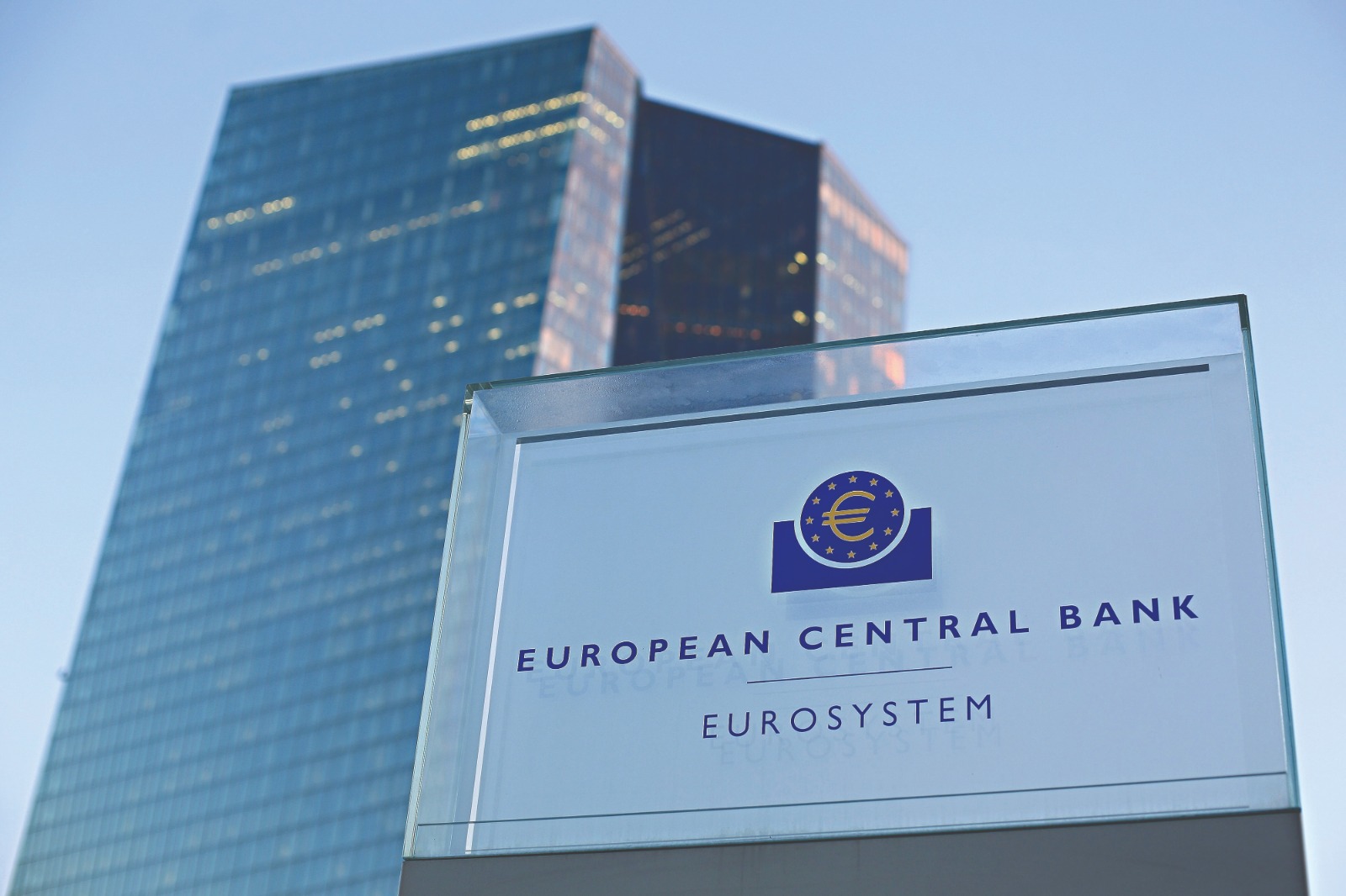 Avropa Mərkəzi Bankı uçot dərəcəsini açıqladı
