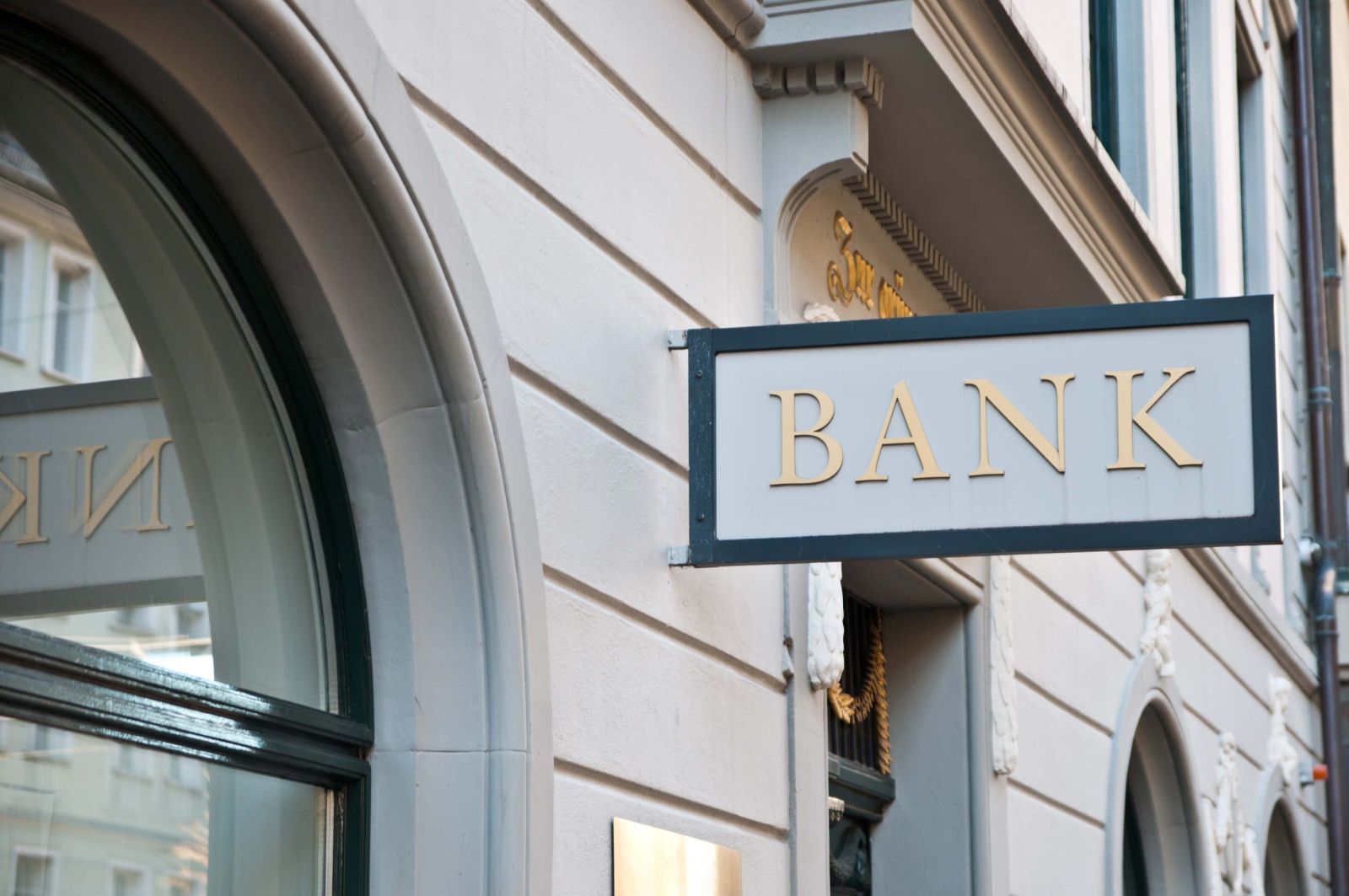 Dünyanın ən böyük Mərkəzi Bankları – TOP 10