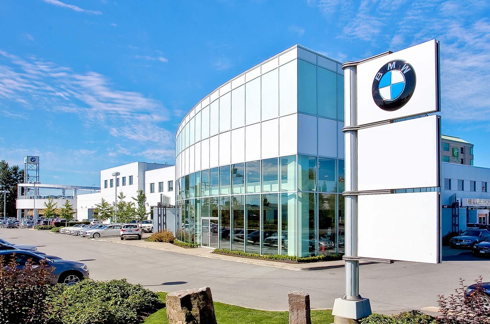 "BMW" fabrikini modernləşdirmək üçün milyardlar ayırır
