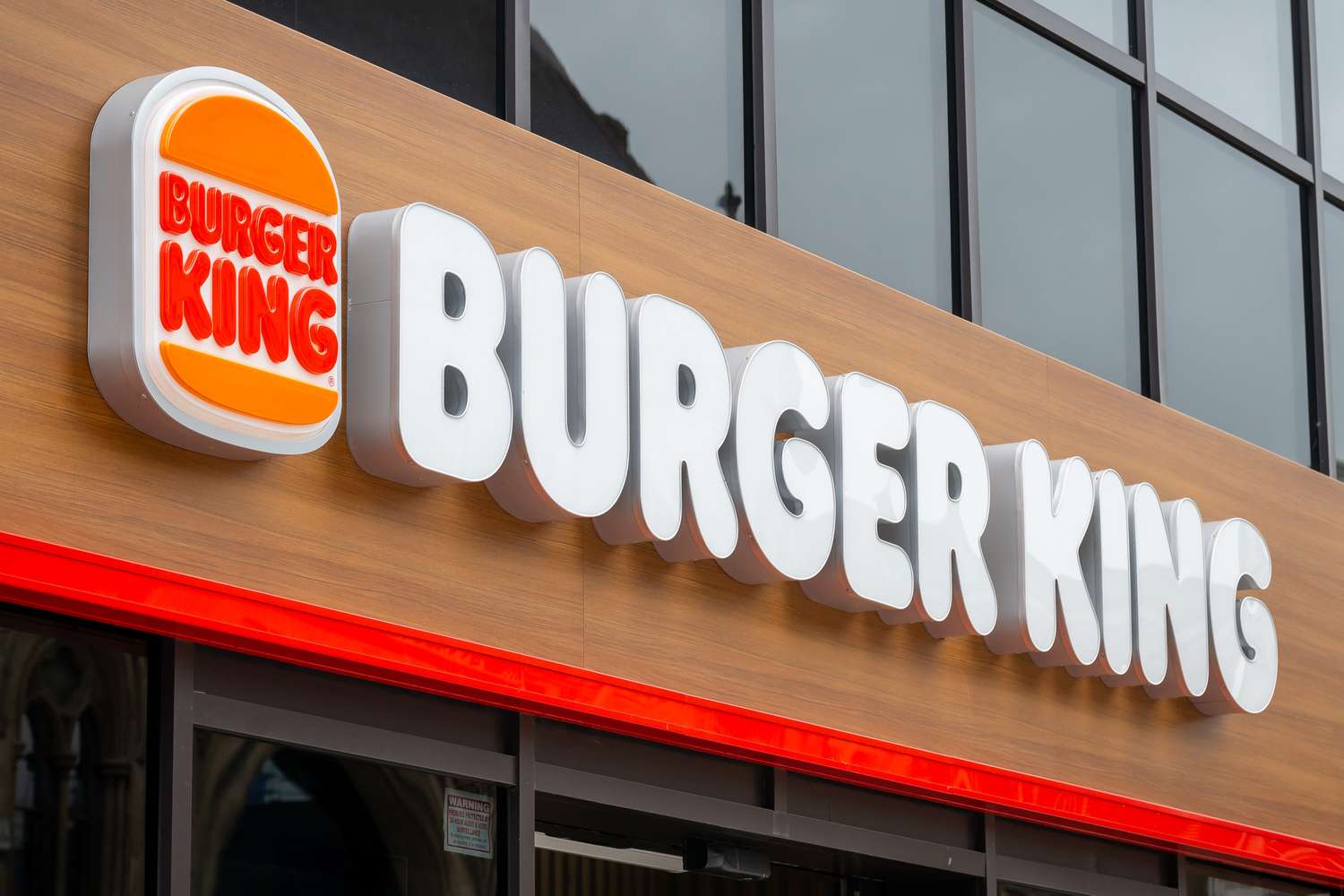 "Burger King"in xalis mənfəəti 2% azalıb