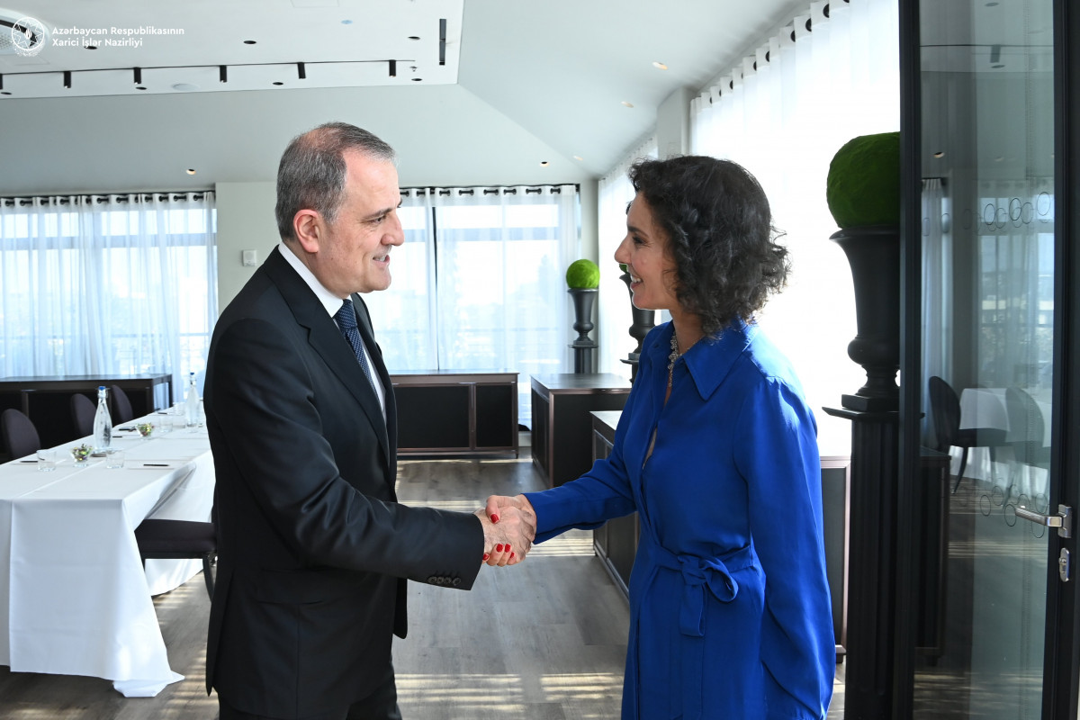 Ceyhun Bayramov Belçika XİN rəhbəri ilə Ermənistanla normallaşma prosesini müzakirə etdi