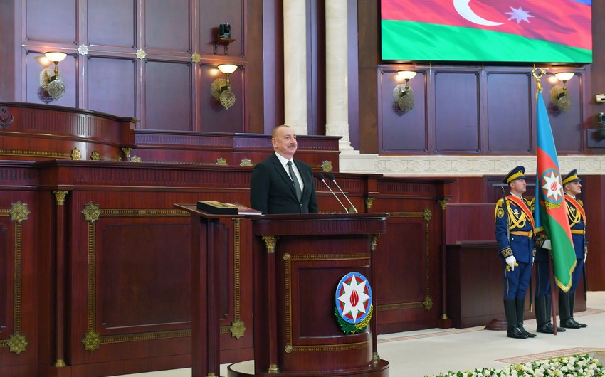 İlham Əliyev: "Ordu quruculuğu prosesi davam etdiriləcək"